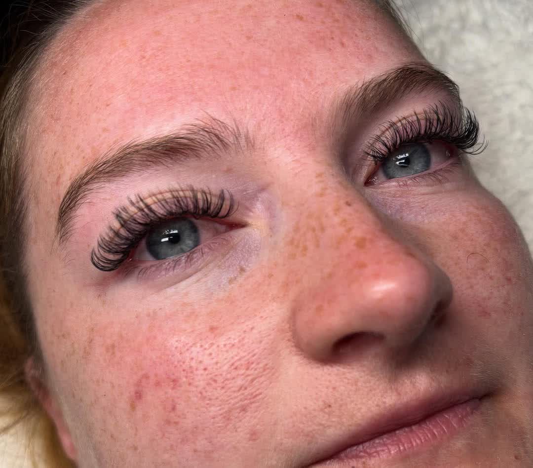 Hybrid lash set